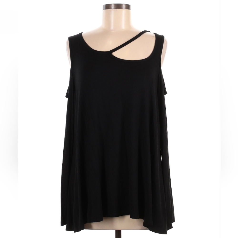 NWT Alison Andrews Black Top - M